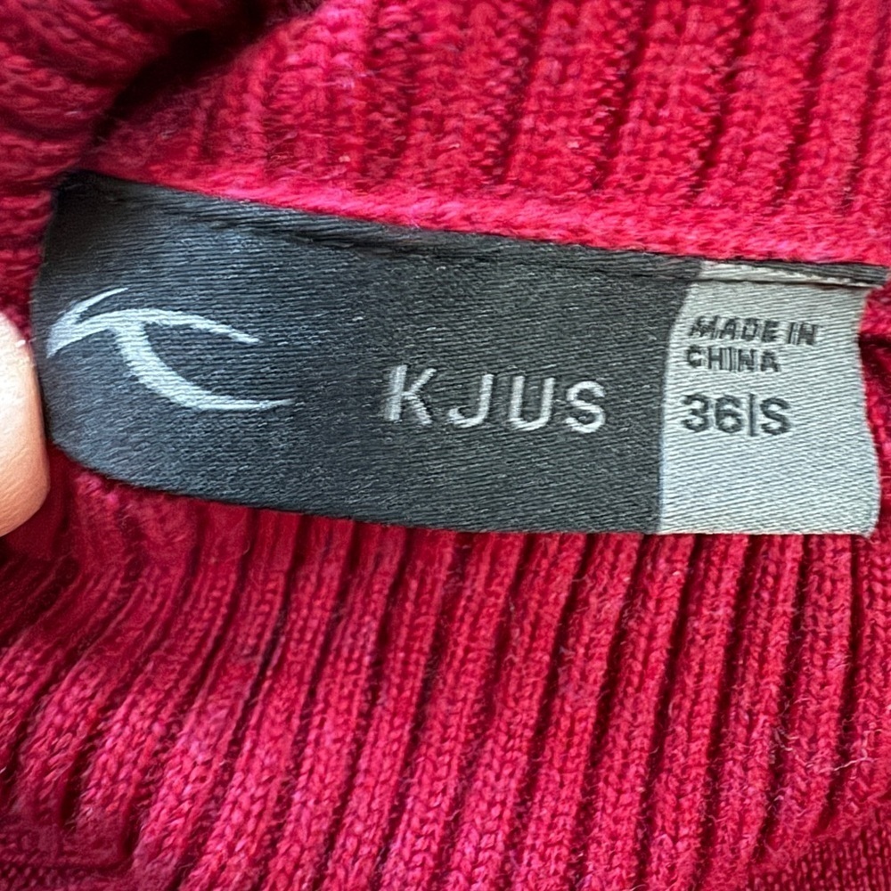 KJUS 100% Merino Wool Ski Sweater – Red/Black – Size 36/S (Sample) - Picture 5 of 8